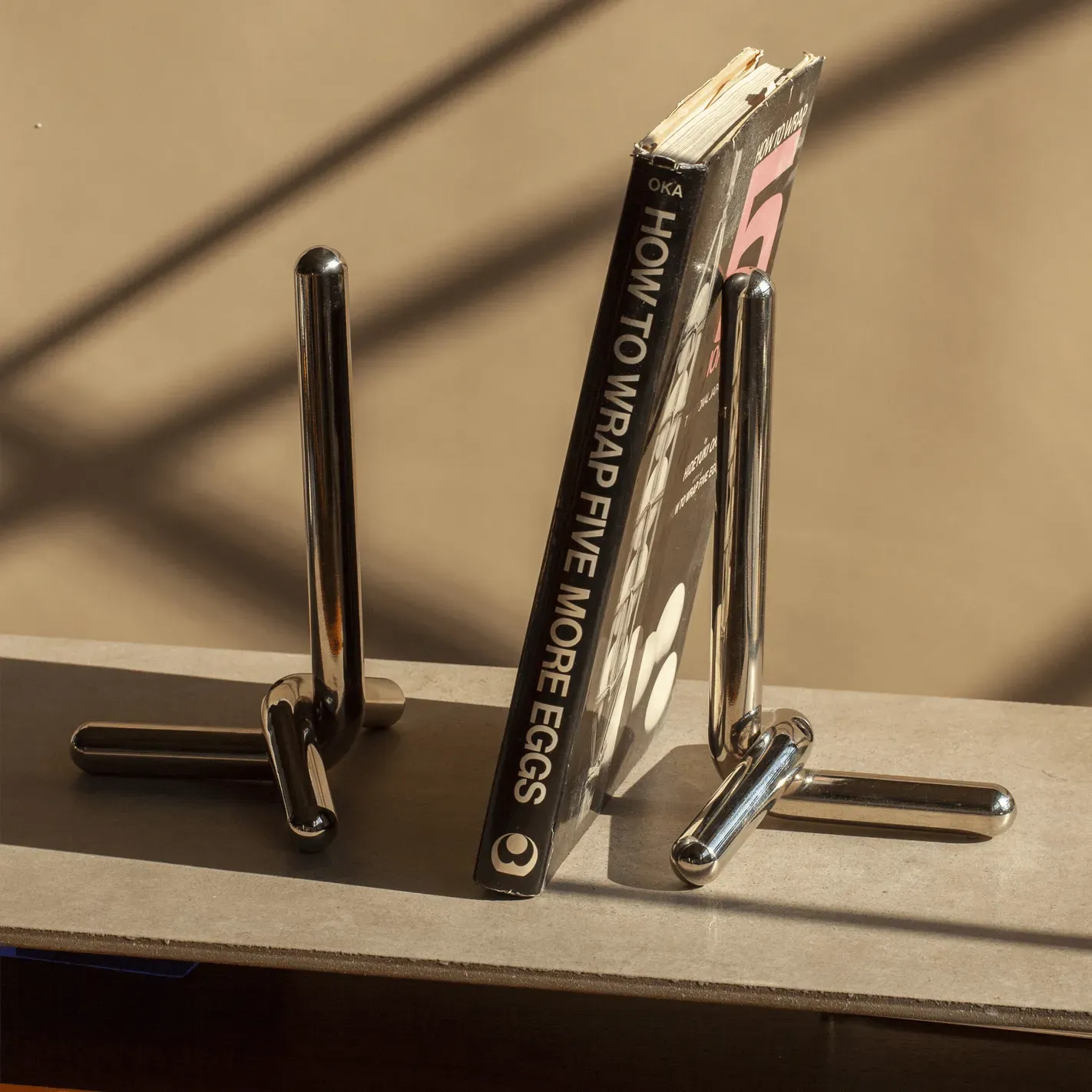 Cal Bookend - Black Powder