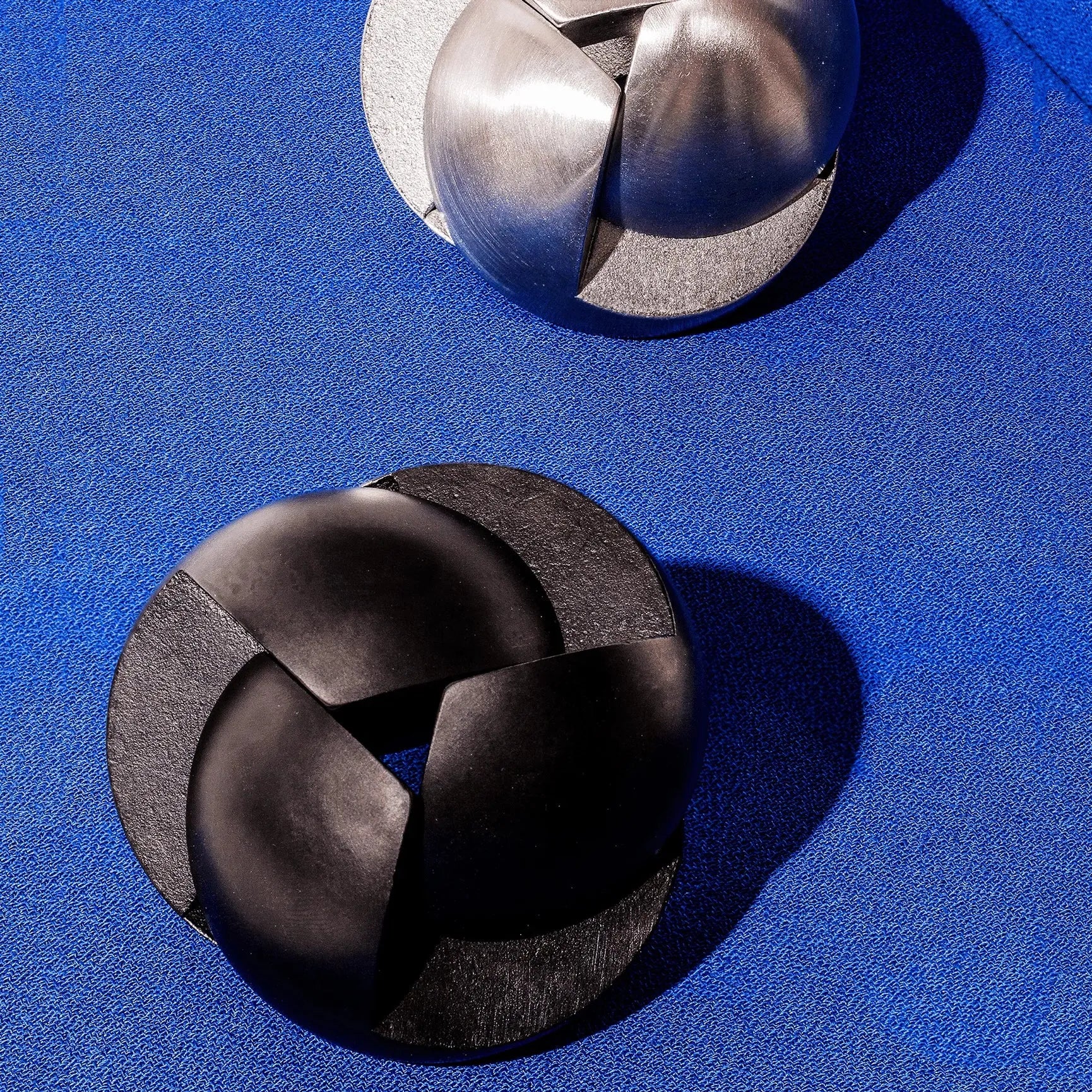 Venn Puzzle - Vapor Black