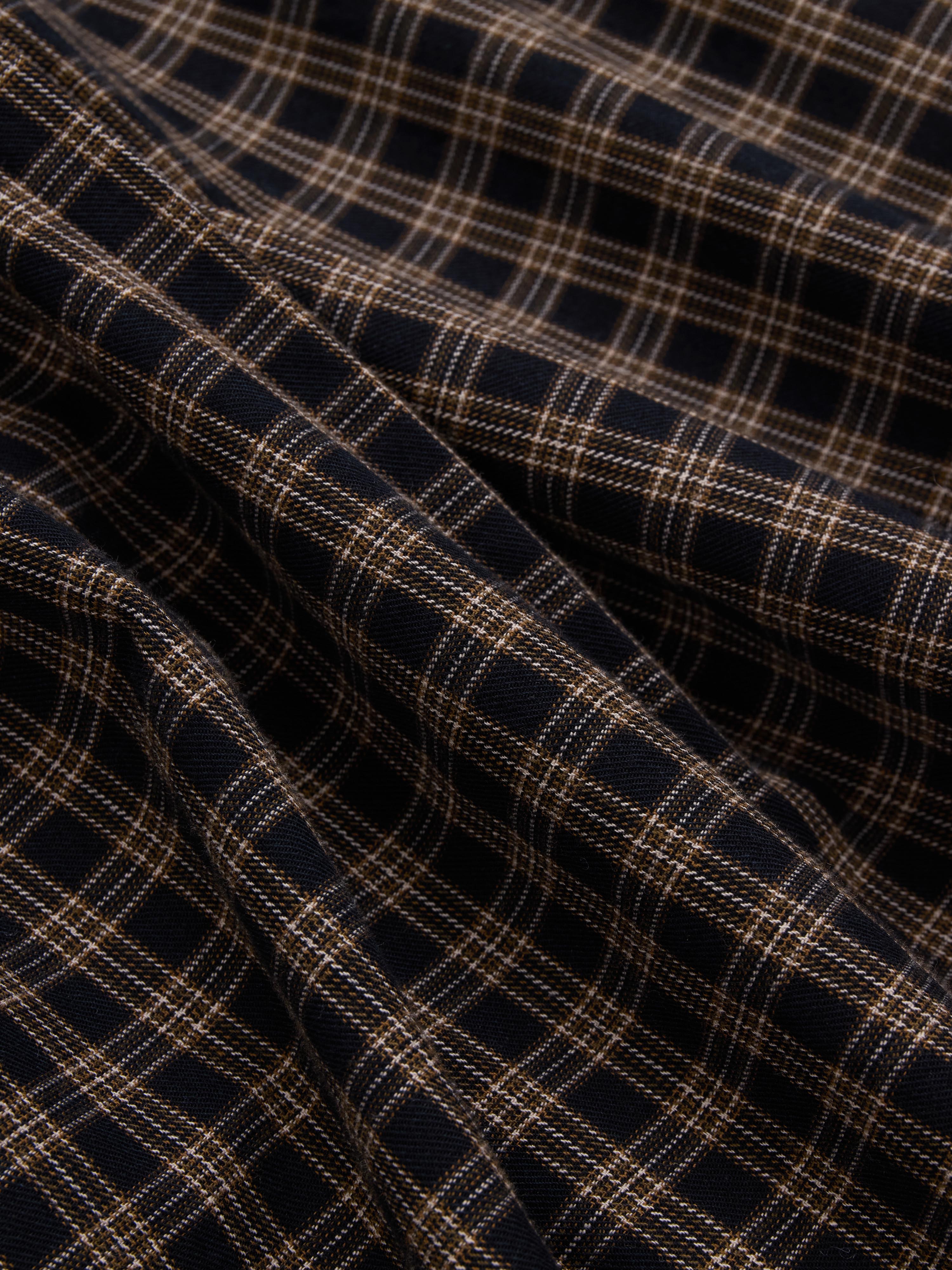 Open Collar Shirt - Black / Brown Plaid