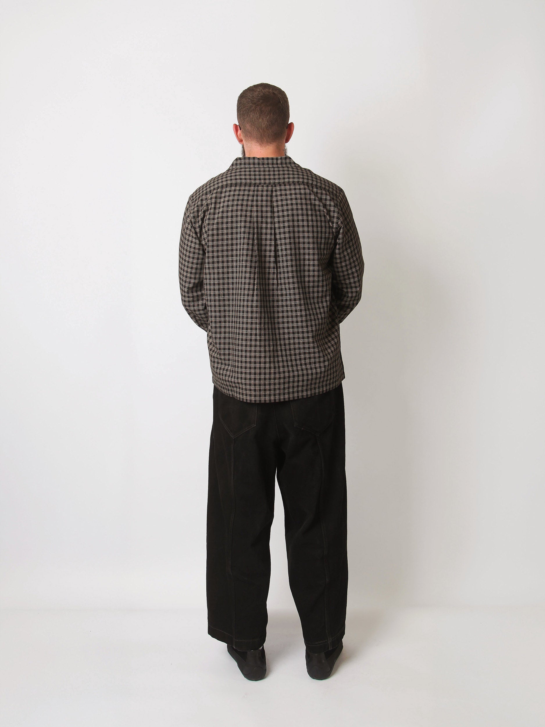 Open Collar Shirt - Black / Brown Plaid