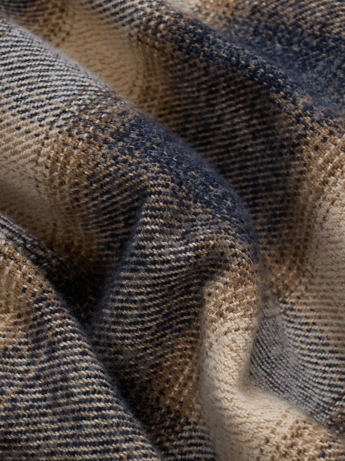 Crosscut Flannel - Brown / Ecru