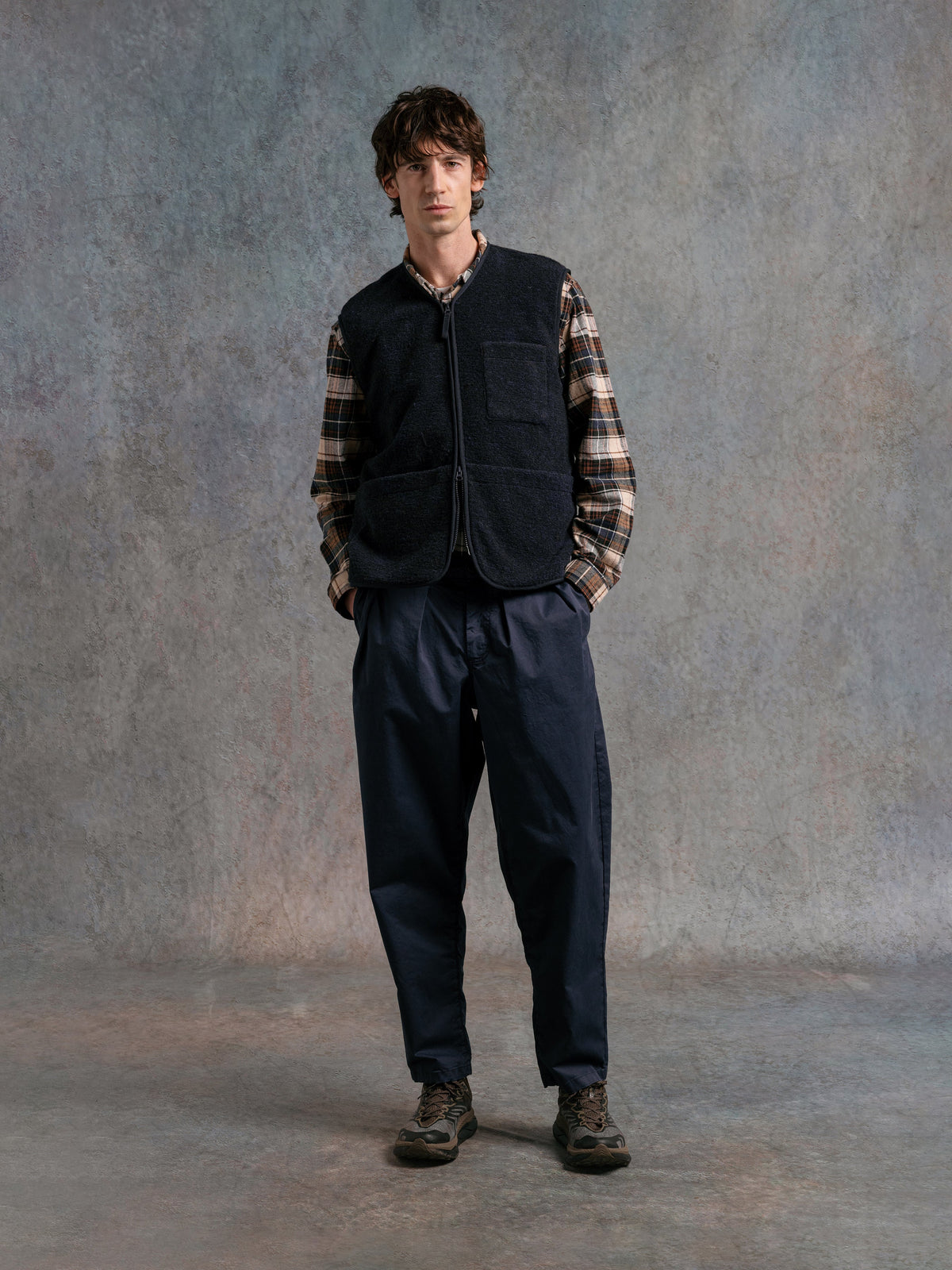 Bute Wool Vest - Navy