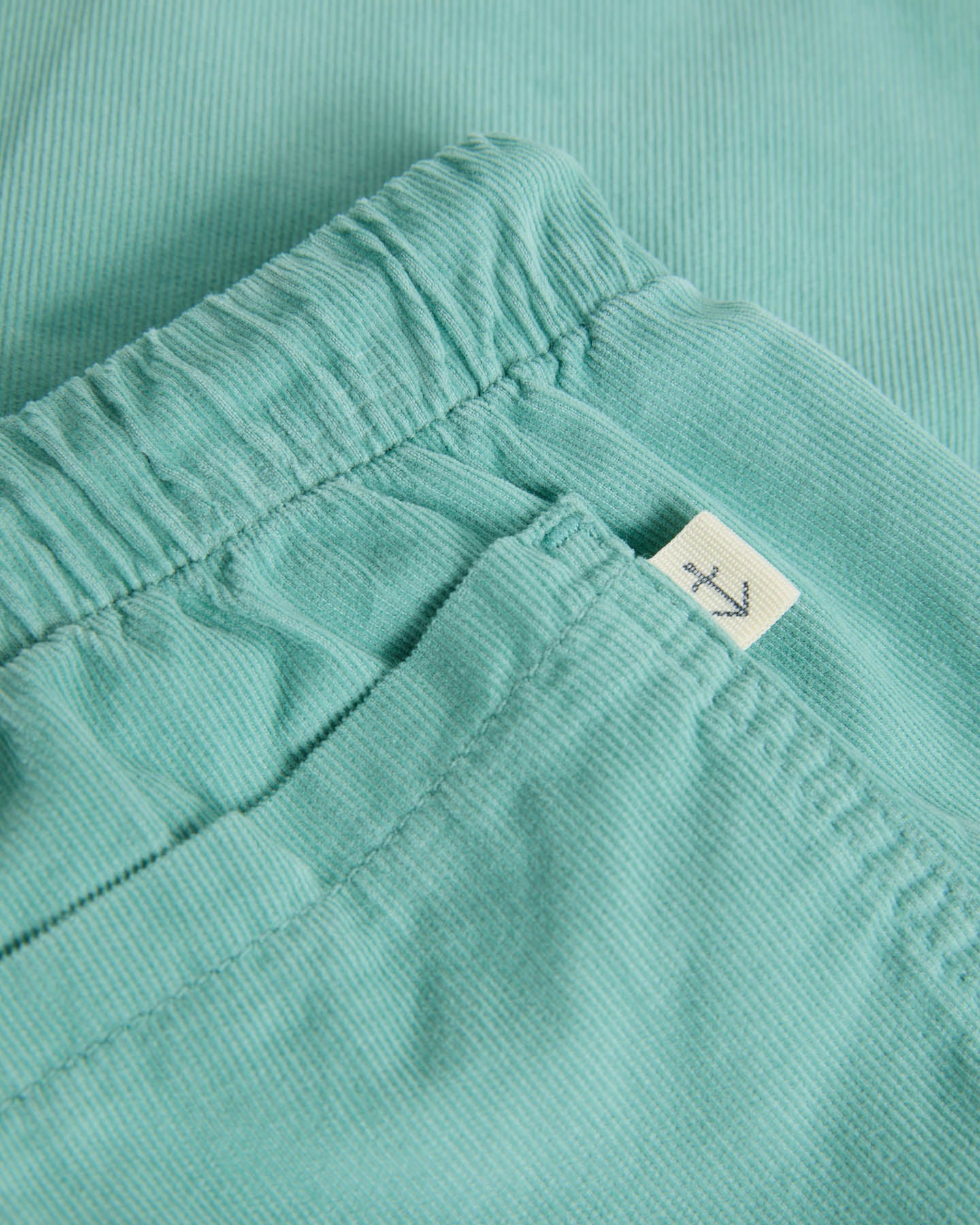 Formigal Beach Shorts - Green Baby Cord