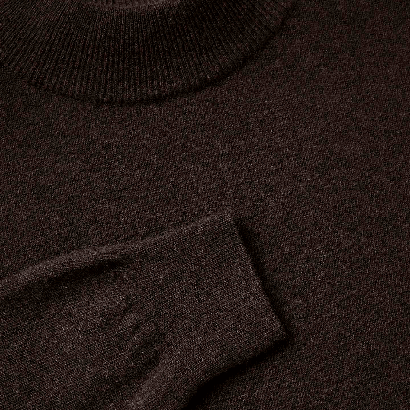 Fino Mock Neck - Brown Mesc