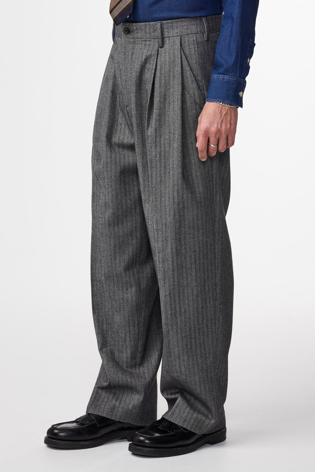 Justin Herringbone Relaxed Fit Pant - Black Melange