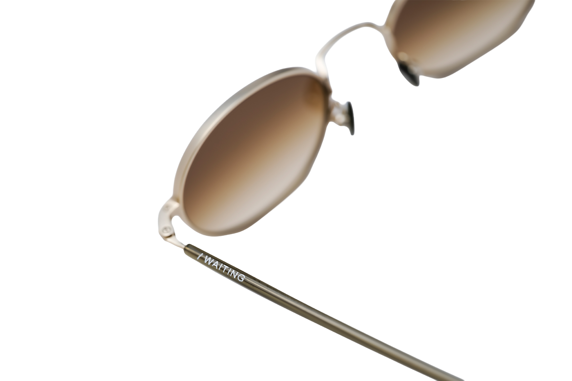 Patrick E52 - Gradient Brown Lens