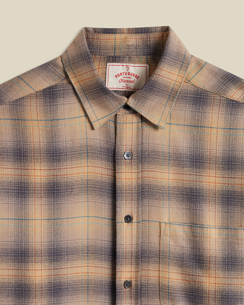 Saga Flannel Shirt - Beige Check