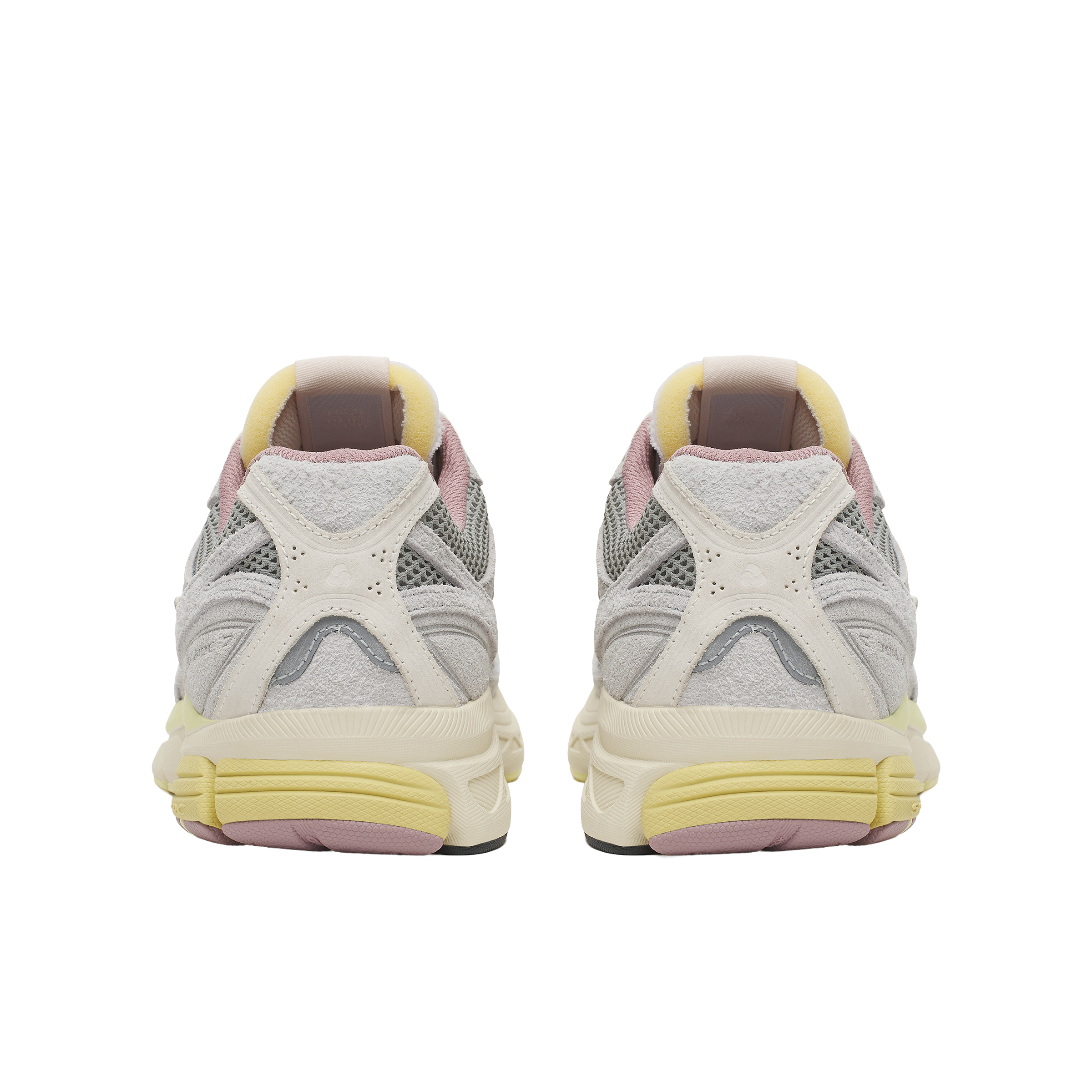 Saucony x 3sixteen Guide v7.3s - Graphite