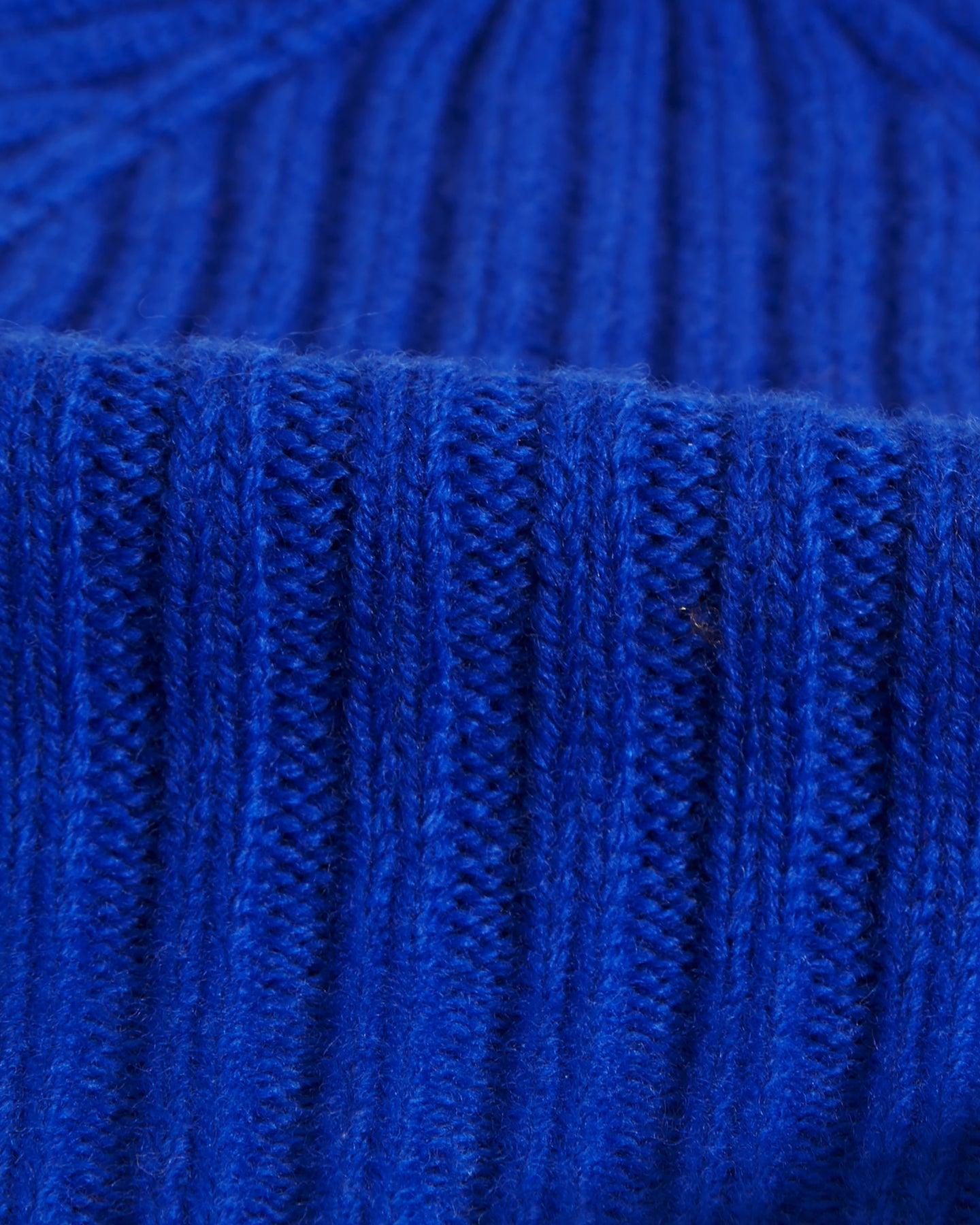 Lambswool Fisherman Ribbed Beanie - Bright Blue