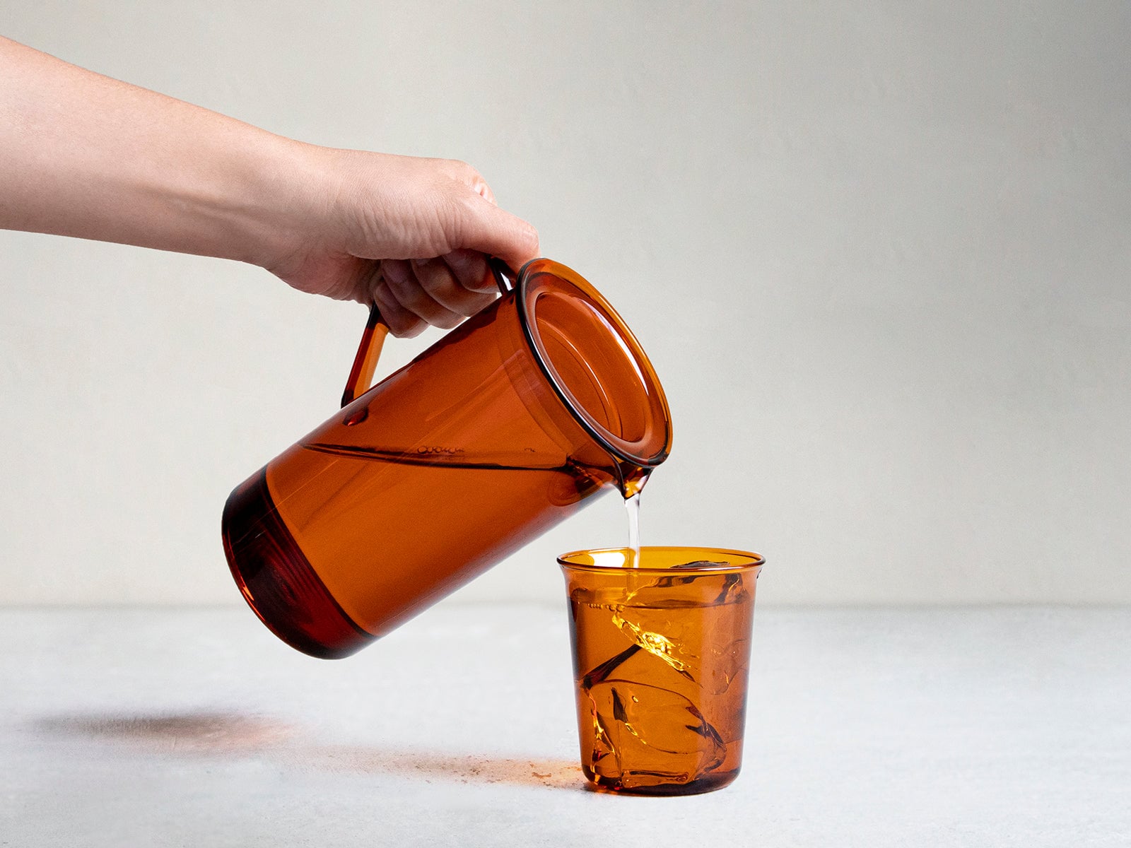 Cast Amber Jug - 750ml