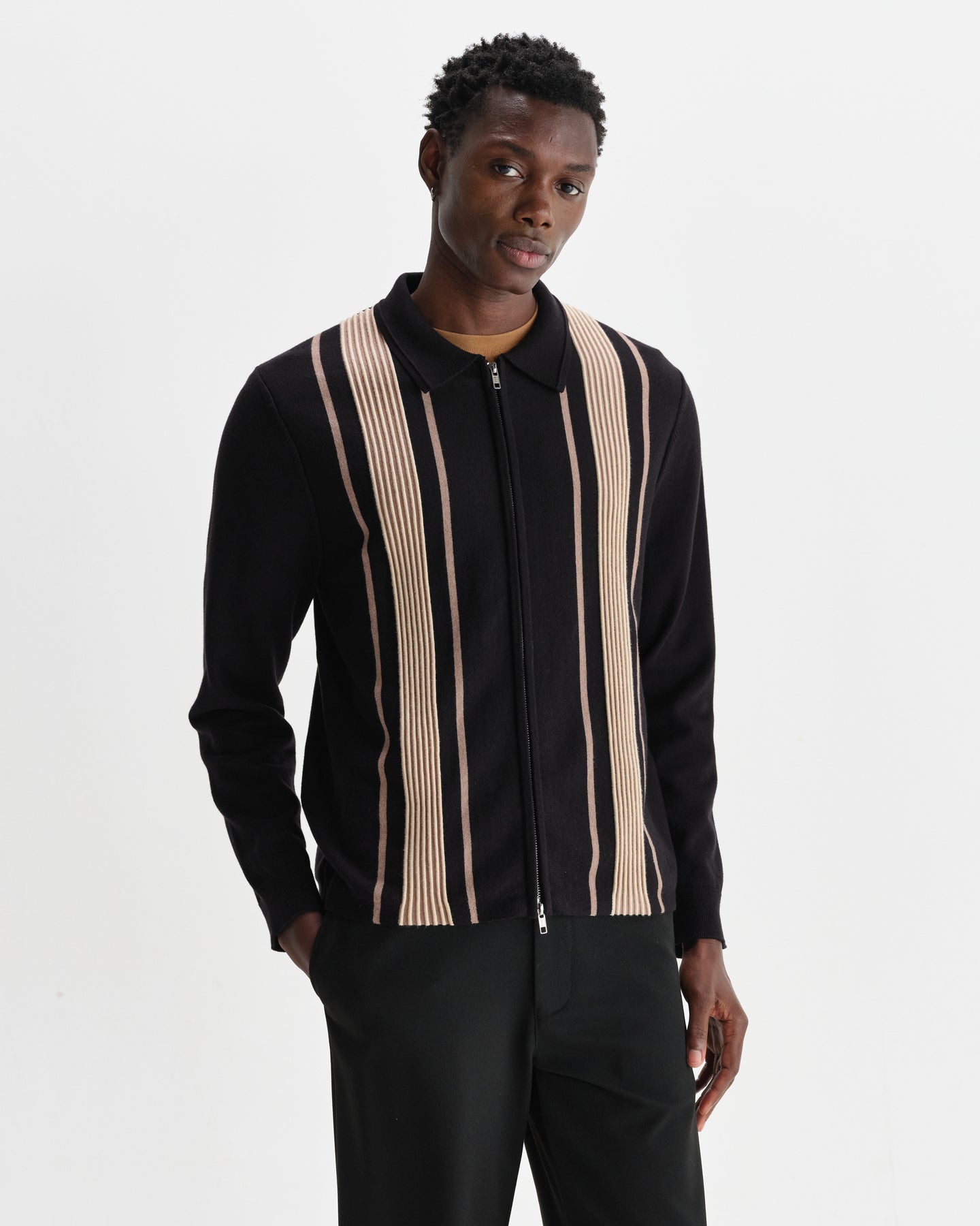 Lennox Knitted Zip Polo - Black / Beige