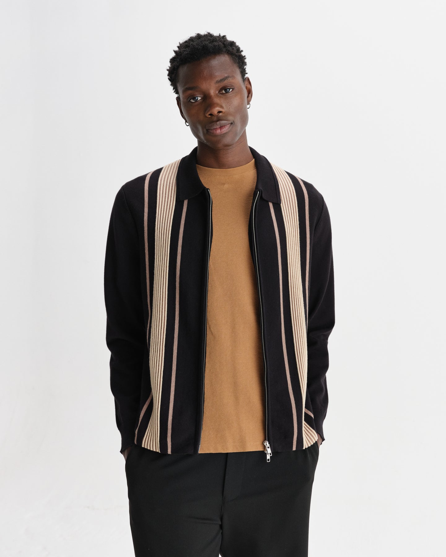 Lennox Knitted Zip Polo - Black / Beige