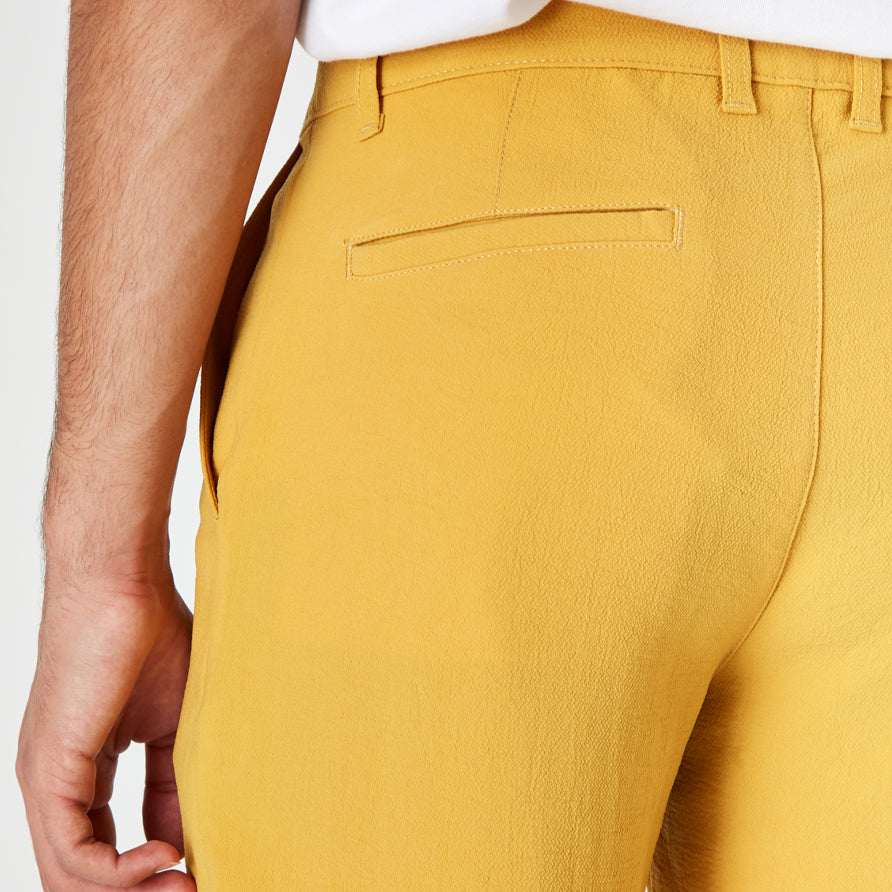 Holm Shorts - Matte Gold